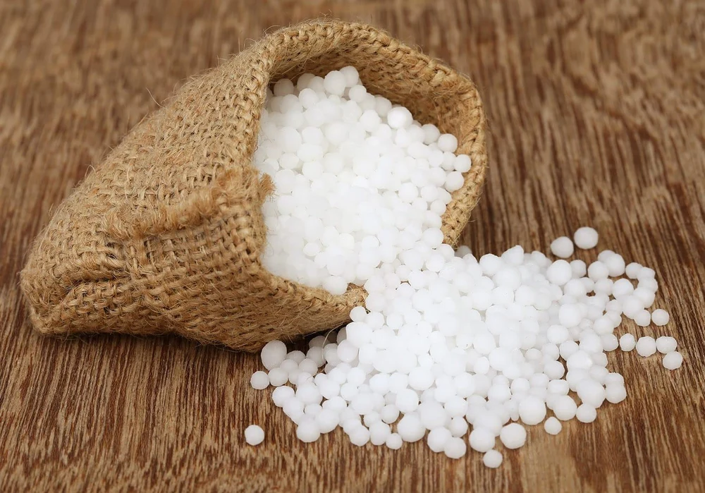 UREA
